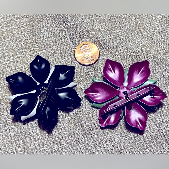 Set of Two Metal Flower Brooches - Retro - Pinup - New Old Stock - Picture 3 of 5